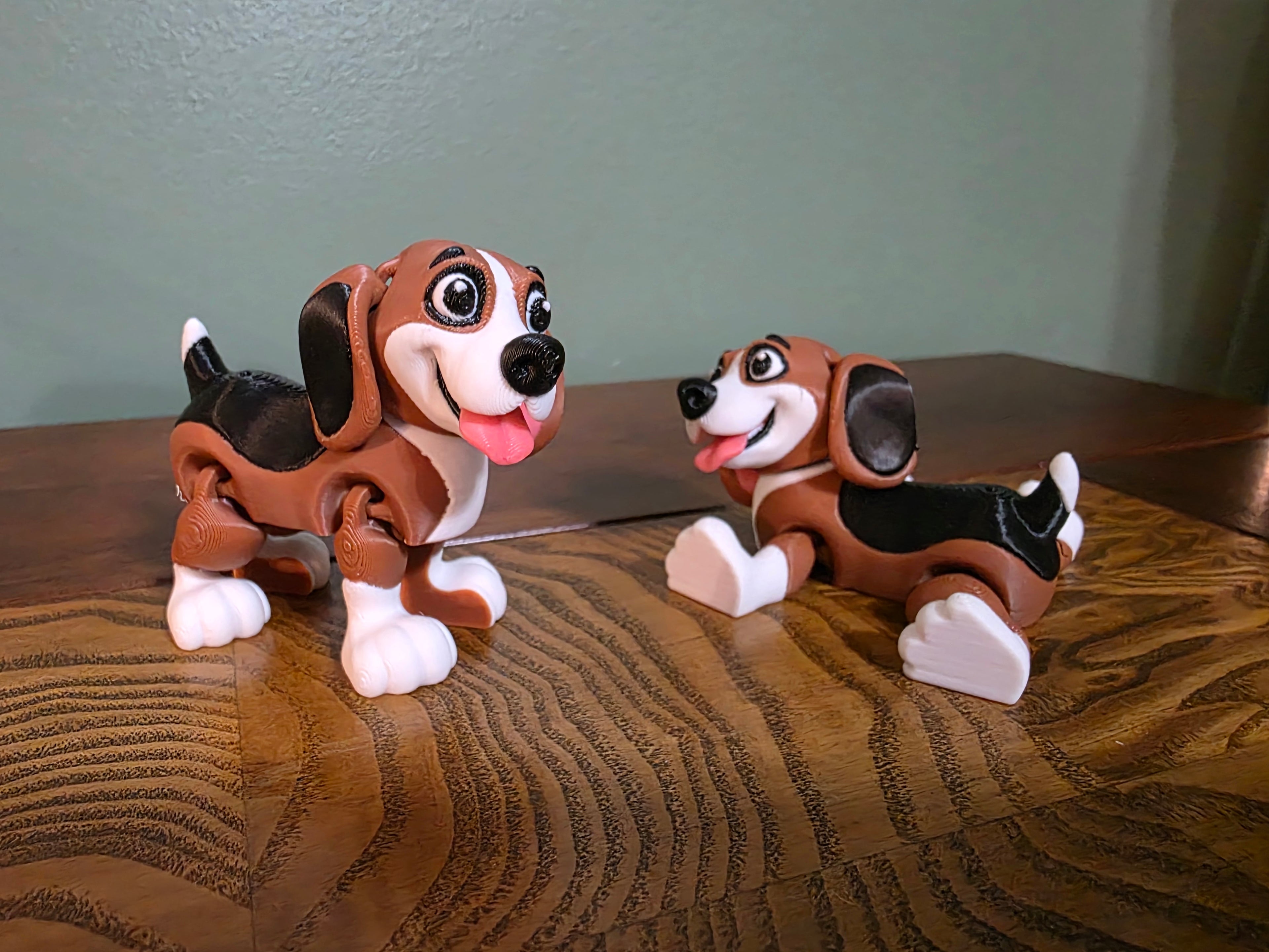 Beagle Flexi Critter Fidget Toy